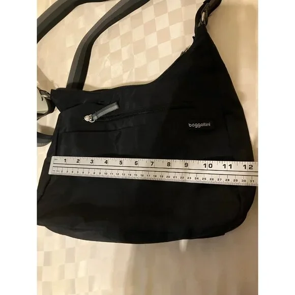 Baggallini Black Zipped Purse/Crossbody/Hand Bag Inner pckt 11x9,5x4 - Picture 12 of 16